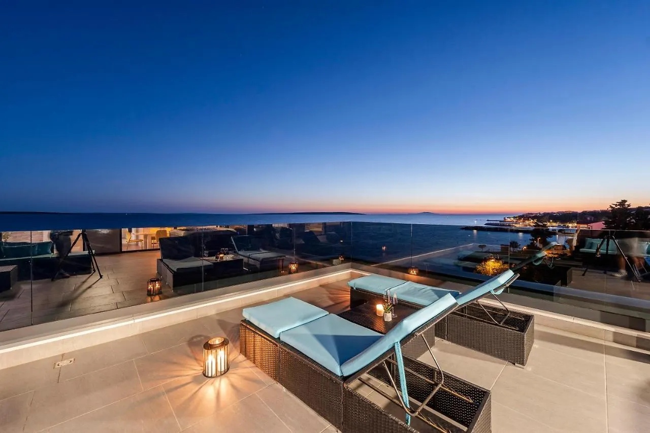 Apartment Mediteran Luxury Penthouse With Jacuzzi Mandre Croatia