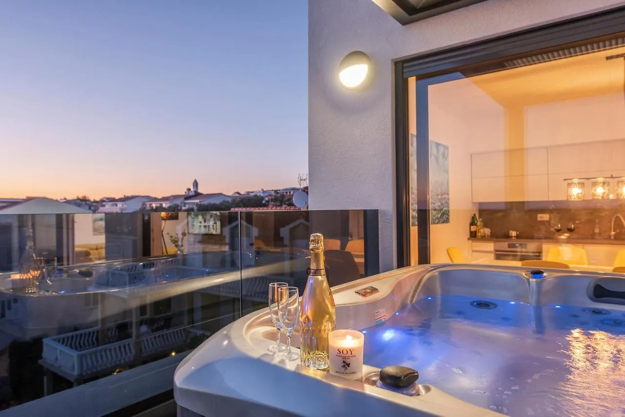 Mediteran Luxury Penthouse With Jacuzzi Mandre 0*,  Croatia